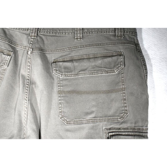 Red Head Cargo Shorts Size 42 Olive Green - Picture 5 of 7